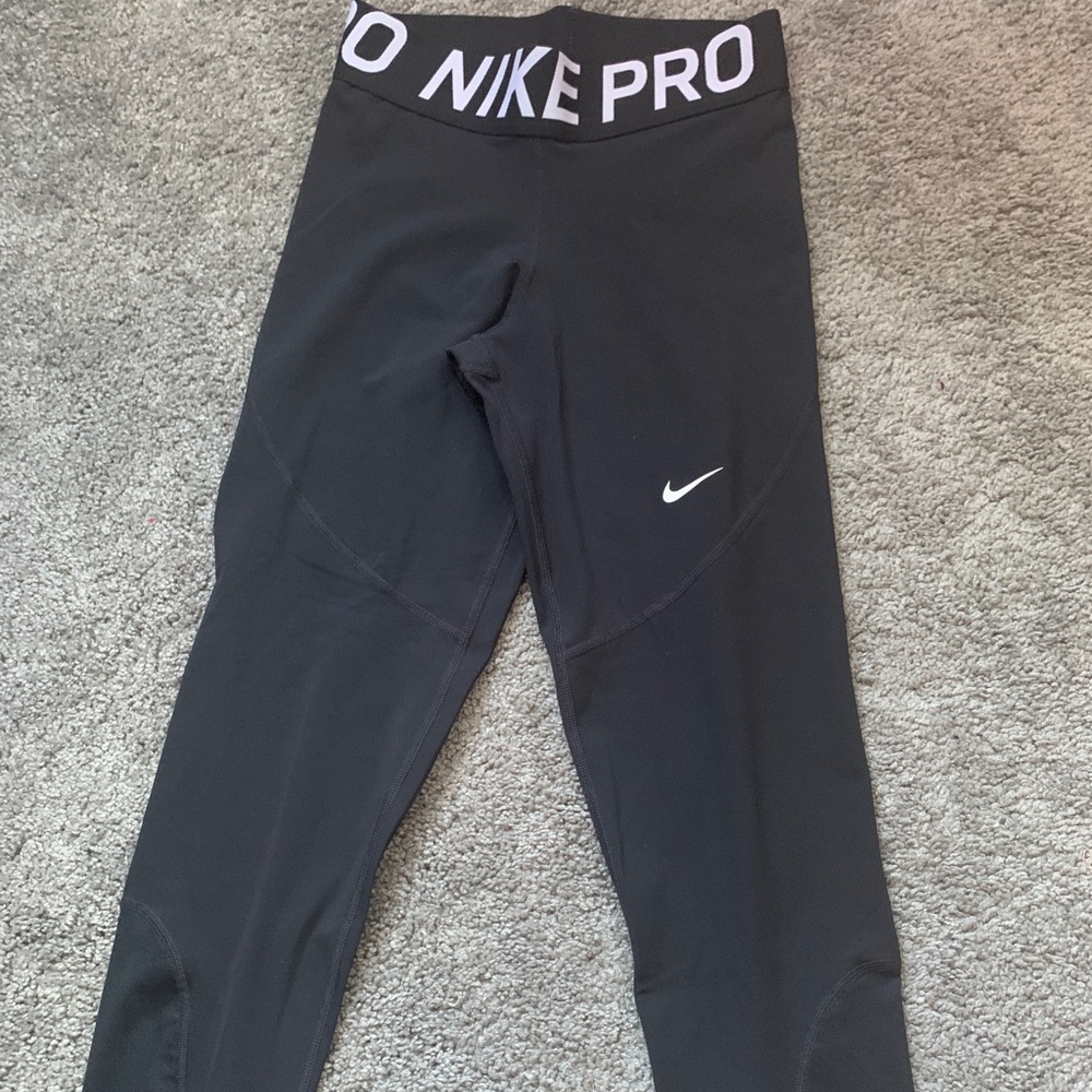 Nike Pro Workout Leggings